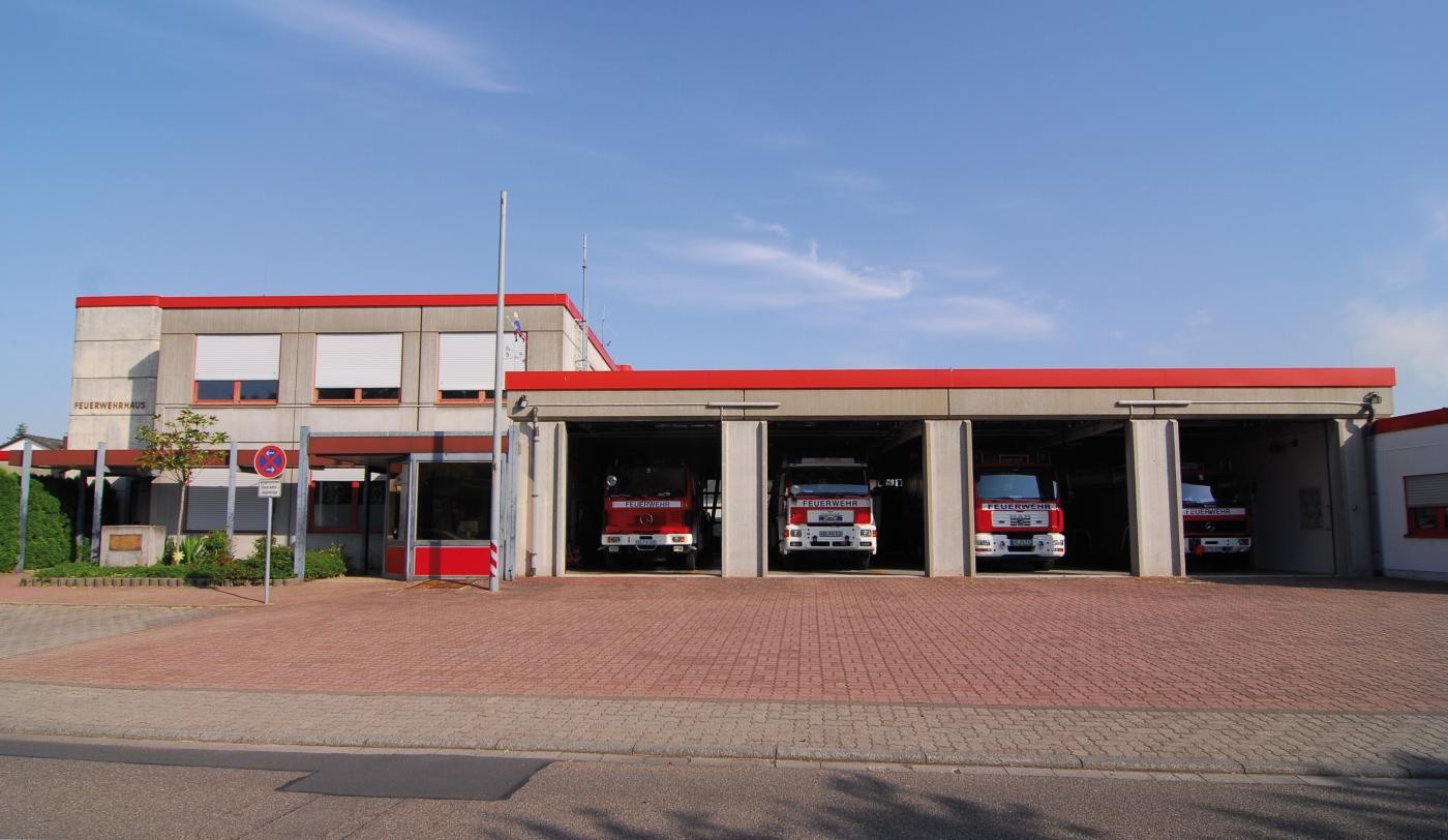 Gebäudeansicht Feuerwehrhaus
